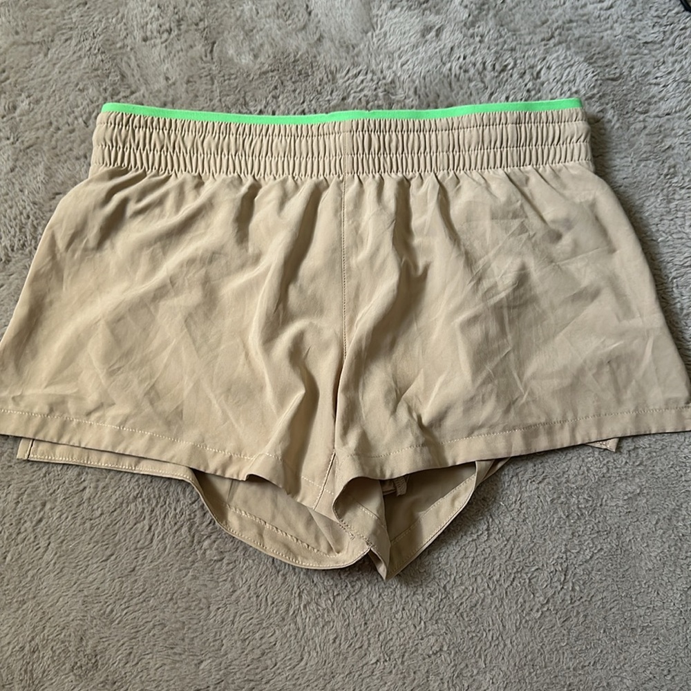 Fabletics Hali Run Short 3.5”